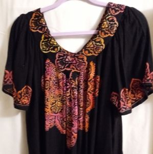 Black with multicolored graphic V neck Swing Tunic